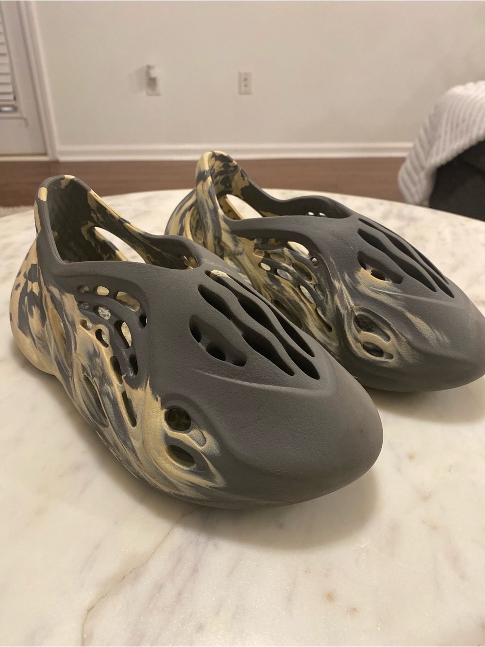 Yeezy Foam Runner Slip-On in Gray and Yellow Marbled